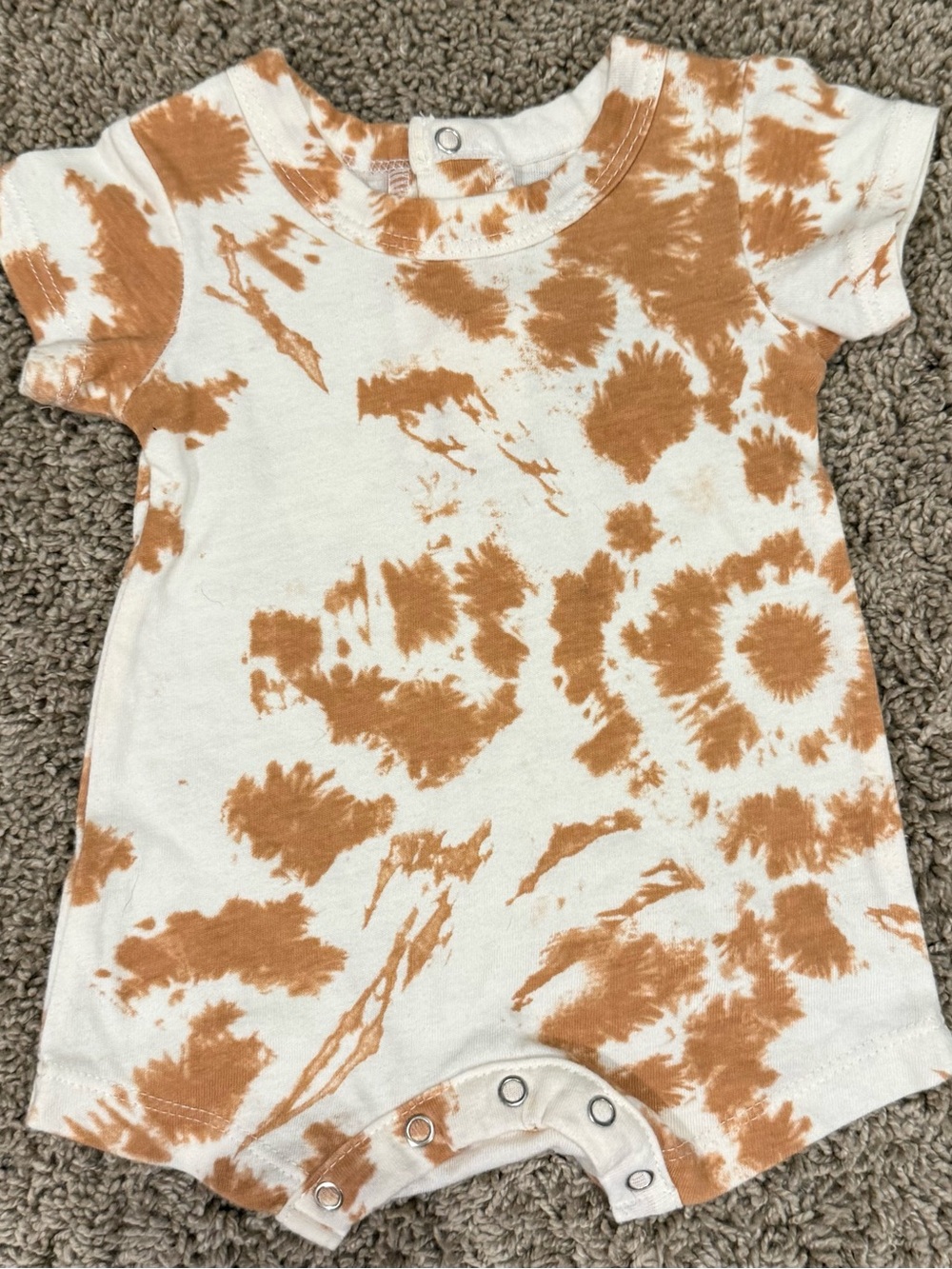 Grayson Mini Brown Tie Dye Short Sleeve Romper NB